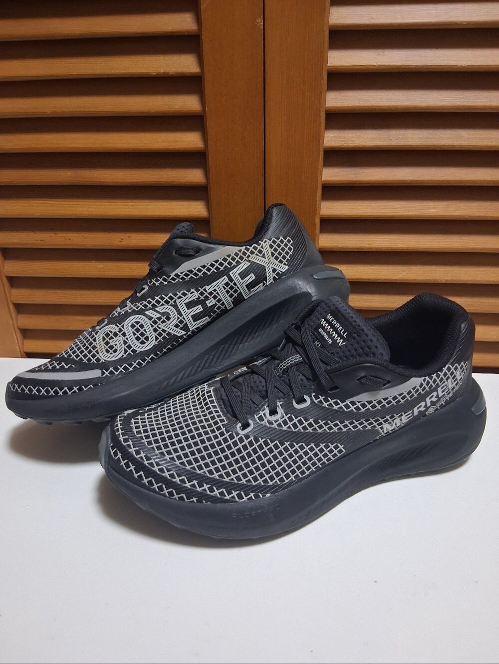 Merrell Morphlite Gore-Tex Women's Trail Running Shoe * Size: 9